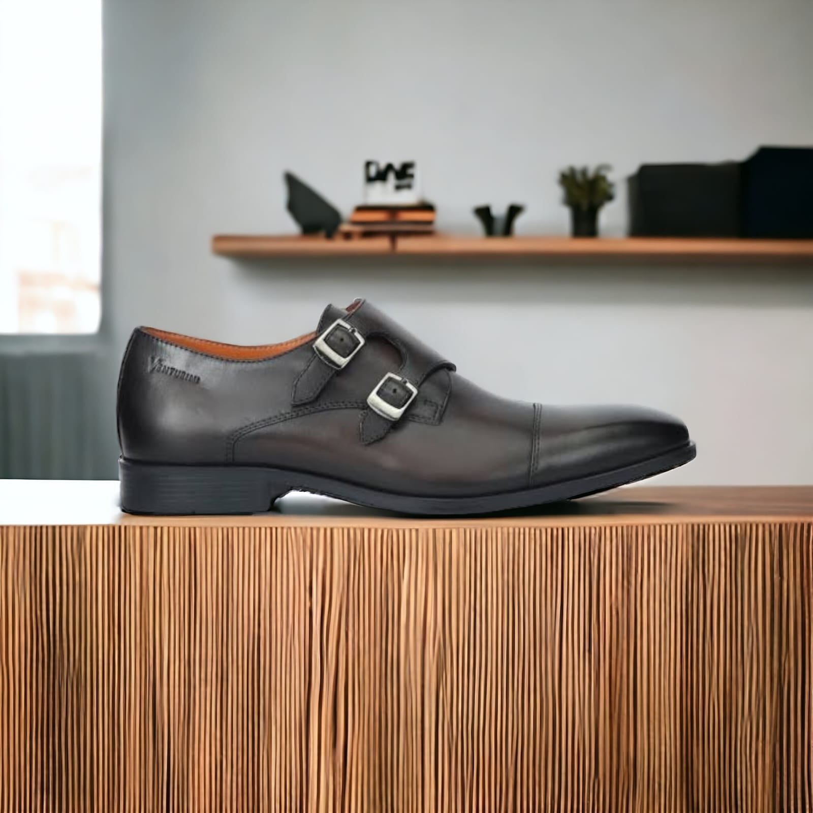 Monk Straps Kick Bourne